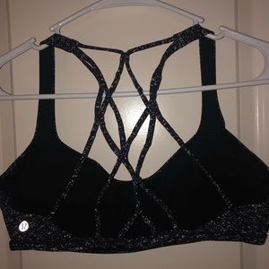 Lululemon free to be zen bra